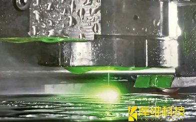 <b>水導(dǎo)激光切割技術(shù)在切割碳化硅時(shí)的切割速度如何？</b>